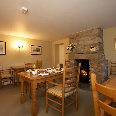Thorney Mire Barn 5*